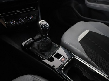 Opel Mokka II SUV 1.5 Diesel 110KM 2021 Opel Mokka full LED navi kamera i czujniki, zdjęcie 27