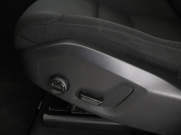 Volvo XC60 II Crossover Plug-In 2.0 T6 Plug-in Hybrid 340KM 2020 Volvo XC 60 PHEV full LED 4x4 automat navi klima, zdjęcie 34