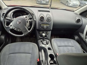 Nissan Qashqai I Crossover 1.6 115KM 2010 Nissan Qashqai Nissan Qashqai 1,6 Benzyna Zadbane Zamiana 1.6 Benzyna 114KM, zdjęcie 8