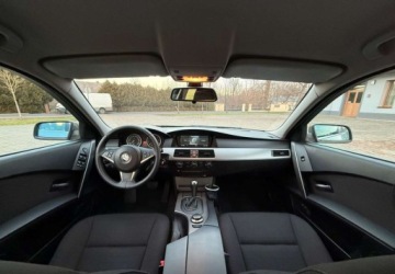 BMW Seria 5 E60 Sedan 2.5 525Xi 218KM 2005 BMW Seria 5 BMW Seria 5 525i 2.5 Benzyna 218KM, zdjęcie 19