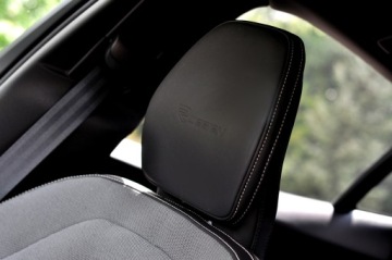 Volvo S60 III Sedan 2.0 T5 250KM 2019 4 SZTUKI W OFERCIE _ 250KM__R-DESIGN ___ MEGA WYPOSAŻENIE, zdjęcie 22