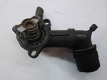 A936 INSIGNIA 2.0 CDTI POUZDRO TERMOSTATU 0428741