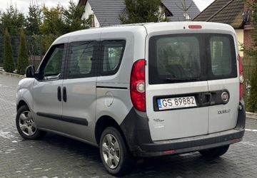 Fiat Doblo III Van 1.6 Multijet 16v 105KM 2014 Fiat Doblo 1.6 Diesel 105 KM Klima Drzwi Przesuwne Motylki Klima 1.6 Diesel, zdjęcie 2