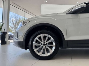 Volkswagen T-Roc I SUV Facelifting 1.5 TSI ACT 150KM 2023 Volkswagen T-Roc Life Kamera cofania LED CarPlayAndroid Auto Asystent, zdjęcie 16