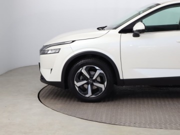 Nissan Qashqai III Crossover 1.3 DIG-T MHEV 158KM 2022 Nissan Qashqai 1.3 DIG-T MHEV, Salon Polska, zdjęcie 14