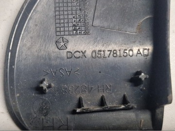 DODGE JOURNEY TROJŮHELNÍK BLATNÍKU PRAVÝ 05178150AD