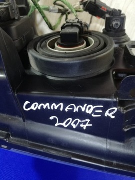 JEEP COMMANDER 05/10 SVĚTLO SVĚTLOMET PRAVÁ PŘEDNÍ GB