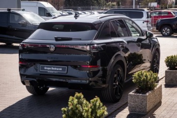 Volkswagen T-Roc I SUV Facelifting 1.5 TSI ACT 150KM 2026 Volkswagen T-Roc R-Line 1.5 eTSI 150 KM DSG -, zdjęcie 4