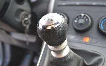 Toyota Auris I Hatchback 1.33VVT-i 100KM 2009 Toyota Auris bezwypadkowe z niski przebiegiem serwisowany w ASO TOYOTA 1.3, zdjęcie 28