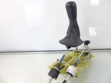 РЫЧАГ СЕЛЕКТОРА VOLVO C30 V50 40 1.6 B 30759803