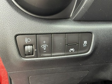 Hyundai Kona I Crossover 1.0 T-GDI 120KM 2018 Hyundai Kona Kamera cofania. Asystent pasa. Androi, zdjęcie 25