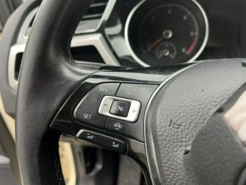 Volkswagen Touran III 2020 Volkswagen Touran 2,0TDI- 115KM, zdjęcie 5