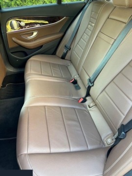 Mercedes Klasa E W213 Limuzyna 2.9 350d 286KM 2019 Mercedes-Benz Klasa E 2.9 diesel 286KM 2019r 1 właściciel, ASO bezwypadkowy, zdjęcie 4