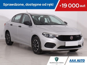 Fiat Tipo II Sedan 1.4 95KM 2017 Fiat Tipo 1.4 16V, Salon Polska, Serwis ASO, Klima