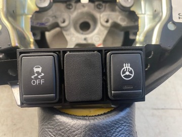 КНОПКА ПОДОГРЕВА РУЛЕВОГО КОЛЕСА NISSAN LEAF