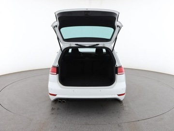 Volkswagen Golf VII GTD Variant Facelifting 2.0 TDI-CR BMT 184KM 2017 Volkswagen Golf GTD 184KM PDC grzane fotele, zdjęcie 14