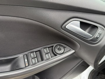 Ford Focus III Kombi Facelifting 1.0 EcoBoost 140KM 2018 Ford Focus ST-Line*Navi* Tylko 85000km!, zdjęcie 22