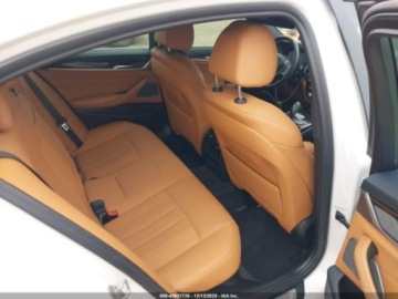 BMW Seria 5 G30-G31 2021 BMW Seria 5 530i 2021 2.0 Benzyna 248KM, zdjęcie 12