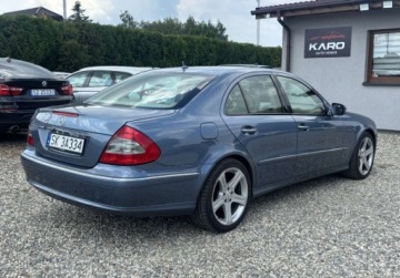 Mercedes Klasa E W211 Sedan W211 3.0 V6 (320 CDI) 224KM 2006 Mercedes-Benz Klasa E Naped na 4 kola 3.0 Diesel 224KM, zdjęcie 7