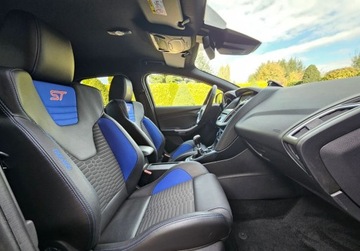Ford Focus III ST Kombi 2.0 EcoBoost 250KM 2018 Ford Focus Niski Przebieg 82 tys, ST 250 KM, Polecam 2.0 Benzyna 250KM, zdjęcie 4