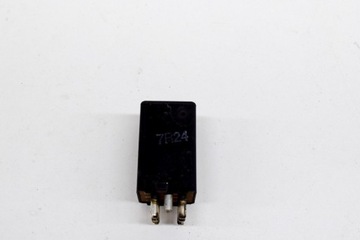RELÉ MERCEDES-BENZ SL (R107) 0008210863 3.8L GASOLINE 150KW 1984