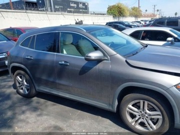 Mercedes GLA II 2023 Mercedes-Benz GLA 2023r., 2.0L 2.0 Benzyna 221KM, zdjęcie 4