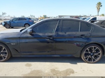 BMW Seria 5 G30-G31 2022 BMW Seria 5 530e 2022 2.0 Hybryda 181KM, zdjęcie 2
