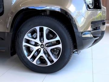 Land Rover Defender IV (L663) Hard Top 90 3.0D R6 250KM 2025 Defender 110 D250 X-Dynamic HSE 3.0 (250KM) 2025, zdjęcie 12