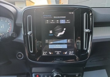 Volvo XC40 Crossover 1.5 T3 163KM 2020 Volvo XC 40 1.5 T3 163KM Momentum FV 23 Salon PL 1 wlasciciel ASO bezwypad, zdjęcie 29