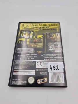 NINTENDO GAMECUBE FIFA STREET 2