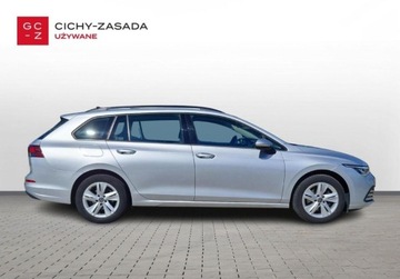 Volkswagen Golf VIII Variant 1.5 TSI 150KM 2022 Volkswagen Golf 1.5 Benzyna 150KM, zdjęcie 5