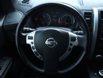 Nissan X-Trail II 2.0 dCi 150KM 2013 Nissan X-Trail 2.0 dCi, 4X4, Navi, Klima, zdjęcie 18