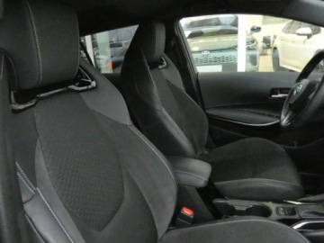 Toyota Corolla XII TS Kombi Facelifting 1.8 Hybrid 140KM 2025 Od ręki - Executive 1.8 Hybrid 140KM | Podgrzewane fotele!, zdjęcie 11