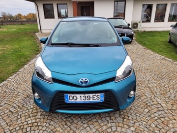 Toyota Yaris III Hatchback 5d Hybrid 100KM 2013 TOYOTA YARIS III HYBRID 1.5VVT-I AUTOMAT !!! WARTO !!!, zdjęcie 2