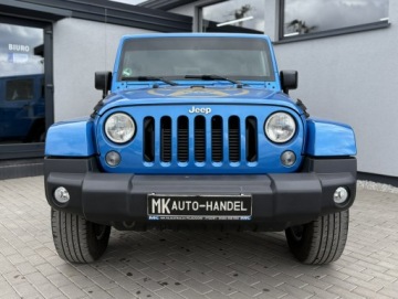 Jeep Wrangler III Unlimited Facelifting 2.8 CRD 200KM 2016 Jeep Wrangler 2.8 CRD | 200KM | Edycja SAHARA |, zdjęcie 1