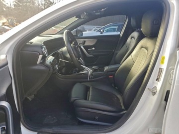 Mercedes Klasa A W177/V177 2019 Mercedes-Benz Klasa A 220 2019 2.0 Benzyna 188KM, zdjęcie 7