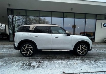 Mini Countryman F60 Crossover Facelifting 1.5  136KM 2025 MINI Countryman MINI Countryman C mHEV Linia Favoured 1.5 Benzyna 136KM, zdjęcie 5