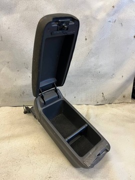 LOKETNÍ OPĚRKA CENTRÁLNÍ TUNELU TOYOTA AVENSIS