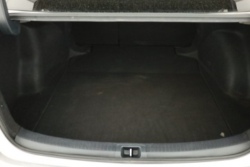 Toyota Corolla XII Sedan 1.8 Hybrid 122KM 2019 Toyota Corolla 1.8 Hybrid, Salon Polska, zdjęcie 11