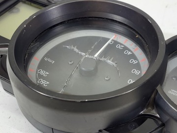 Страница часов Yamaha FJR 1300 2006-2012