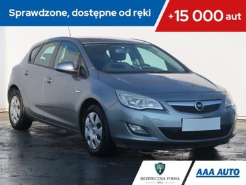 Opel Astra J Hatchback 5d 1.6 Twinport ECOTEC 115KM 2010 Opel Astra 1.6 16V, GAZ, Klima, Tempomat