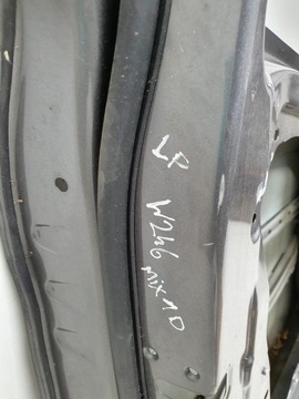 DVEŘE LEVÝ PŘEDNÍ MERCEDES W246