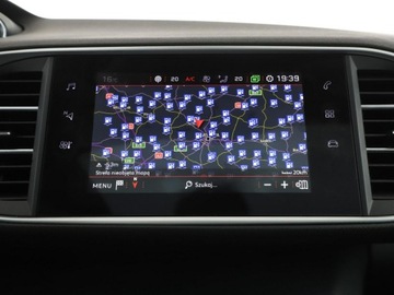 Peugeot 308 II Hatchback Facelifting 1.2 PureTech 130KM 2021 Peugeot 308 LED navi skóra/alcantara virtual, zdjęcie 22