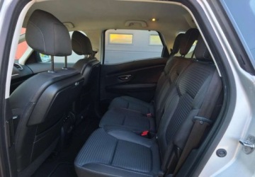 Renault Scenic IV 1.6 dCi 130KM 2017 Renault Scenic Renault Scenic 1.6 dCi Energy Bose EU6 1.6 Diesel 130KM, zdjęcie 7