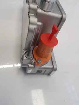 ПОДОГРЕВ АККУМУЛЯТОРА Дополнительный подогрев аккумуляторной батареи MERCEDES E