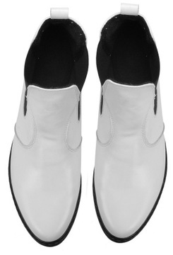 43 БЕЛЫЕ ЖЕНСКИЕ КОЖАНЫЕ БОТИНКИ НА ПЛОСКОМ КАБЛУКЕ, УТЕПЛЕННЫЕ Ботинки челси