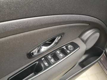Renault Fluence Sedan Facelifting 1.6 114KM 2015 Renault Fluence 1.6 16V LPG 115 KM Klima Tempomat, zdjęcie 10