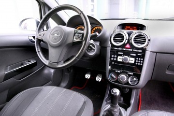 Opel Corsa E Hatchback 3d 1.4 Twinport 90KM 2014 Opel Corsa 1.4 90KM/OPC LINE/Klima/ Serwis/Parktr., zdjęcie 10