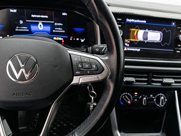 Volkswagen Polo VI Hatchback 5d Facelifting 1.0 TSI 95KM 2022 VOLKSWAGEN Polo 1.0 TSI Life Hatchback 95KM 2022, zdjęcie 13