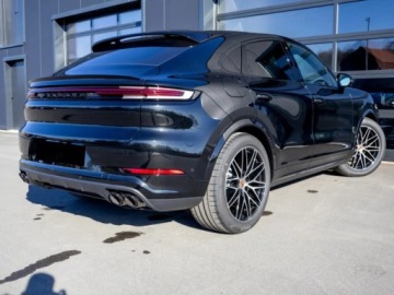 Porsche Cayenne III SUV Plug-In Facelifting 3.0 470KM 2026 Cayenne Coupe E-Hybrid Black Edition 3.0 (470KM) 2026, zdjęcie 2
